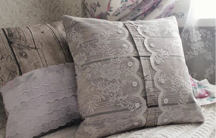 Квадратные и оригинальные: фото необычных декоративных подушек своими руками, которые можно сделать за полчаса