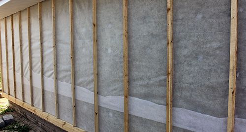 Ни холода, ни сырости: как установить утеплитель для стен дома снаружи под сайдинг