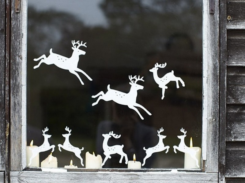8 идей, как украсить окно на Новый год