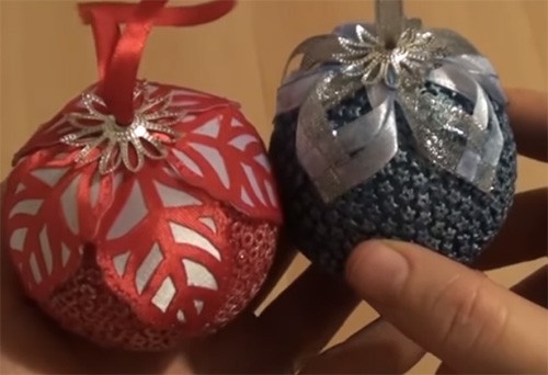 🎄 Удивительное новогоднее настроение: делаем оригинальные шары на ёлку своими руками