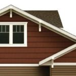 Яркий акцент в строительстве дома: что такое фронтон, как его можно оформить